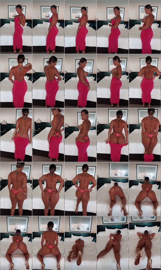 Melanie Bauer en Sexy Vestido Rosa Stripping Sensual en la Cama OnlyFans Exclusivo